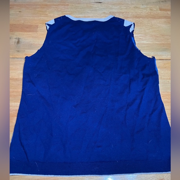 brooks brothers large - Picture 3 of 3